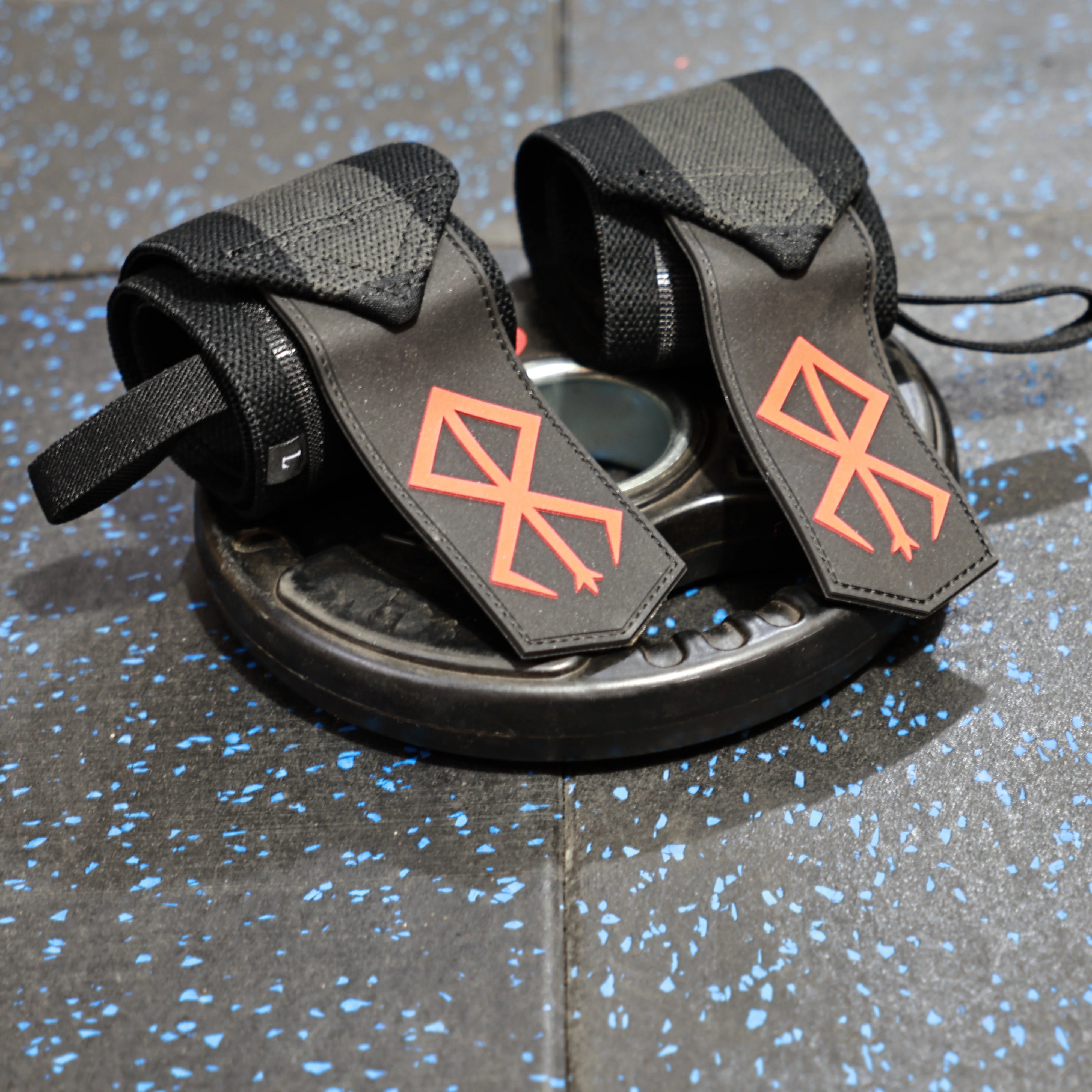 OEM Anime Berserk Weight Lifting Wrist Support Straps Anime Wrist Bands Weight Lifting Wrist Wraps with Thumb Loop