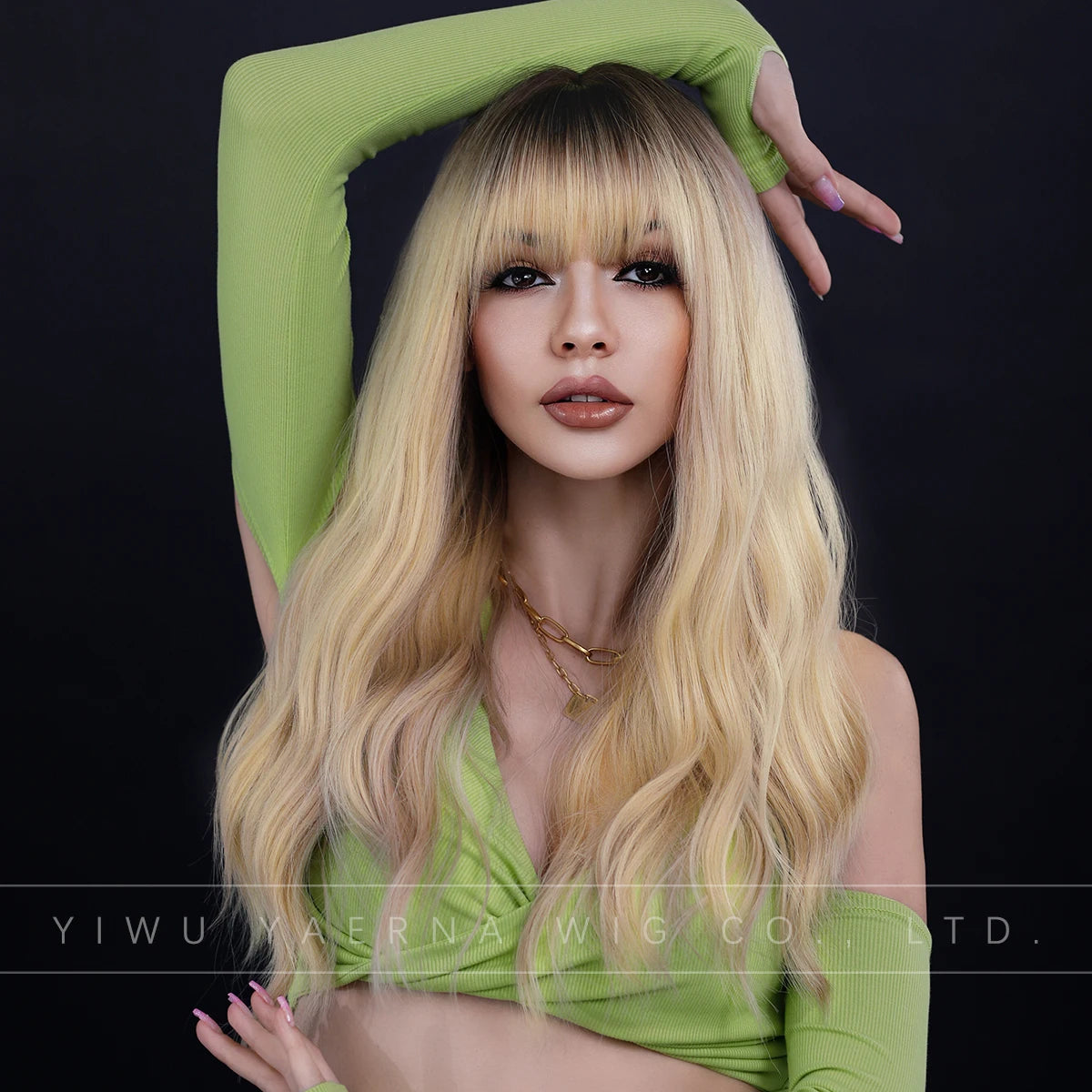 Ombre Blonde Wig Long Curly Heat Resistant Synthetic Hair Wig for Women White Curly Water Wavy Hair Wig With Bang Pelucas Anime