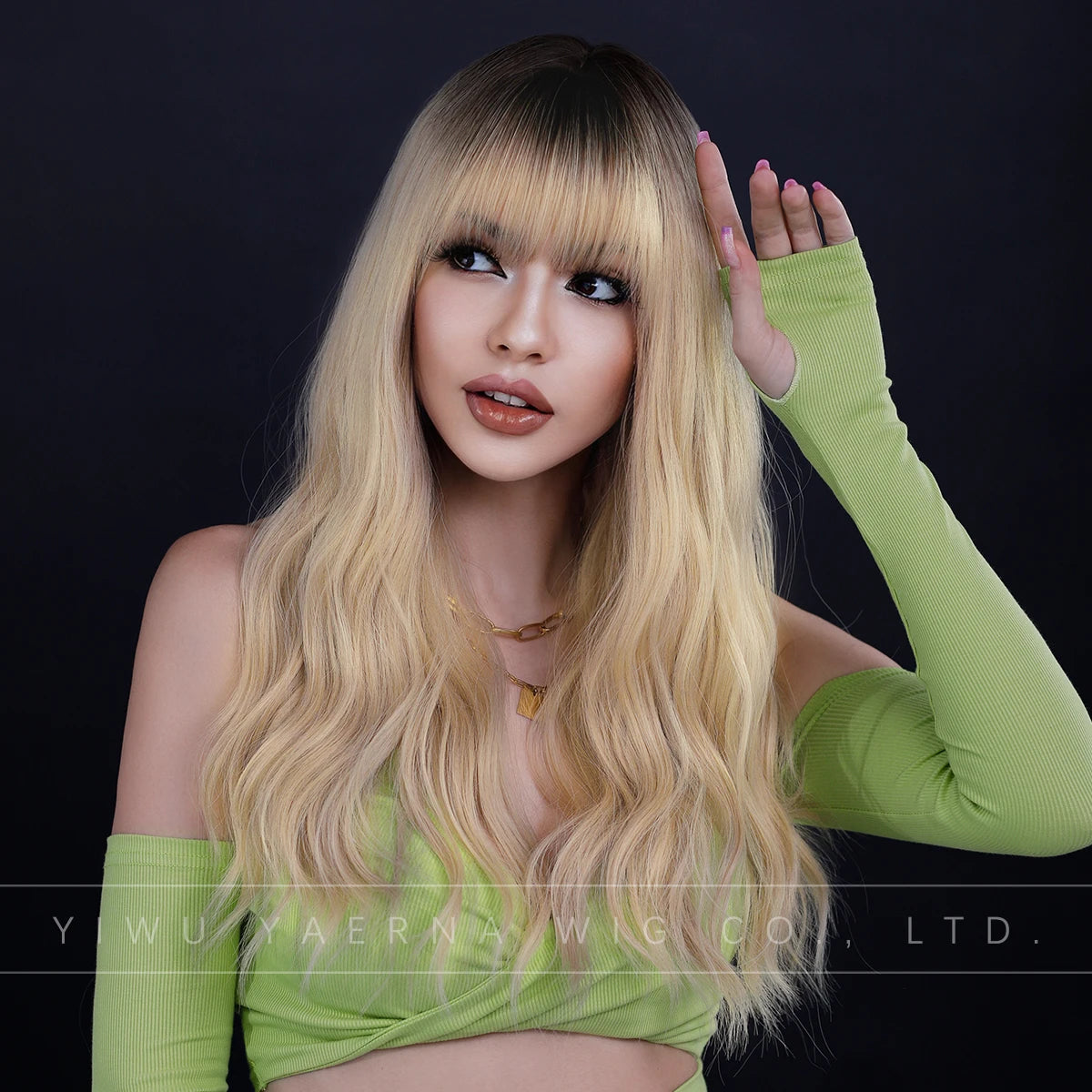 Ombre Blonde Wig Long Curly Heat Resistant Synthetic Hair Wig for Women White Curly Water Wavy Hair Wig With Bang Pelucas Anime