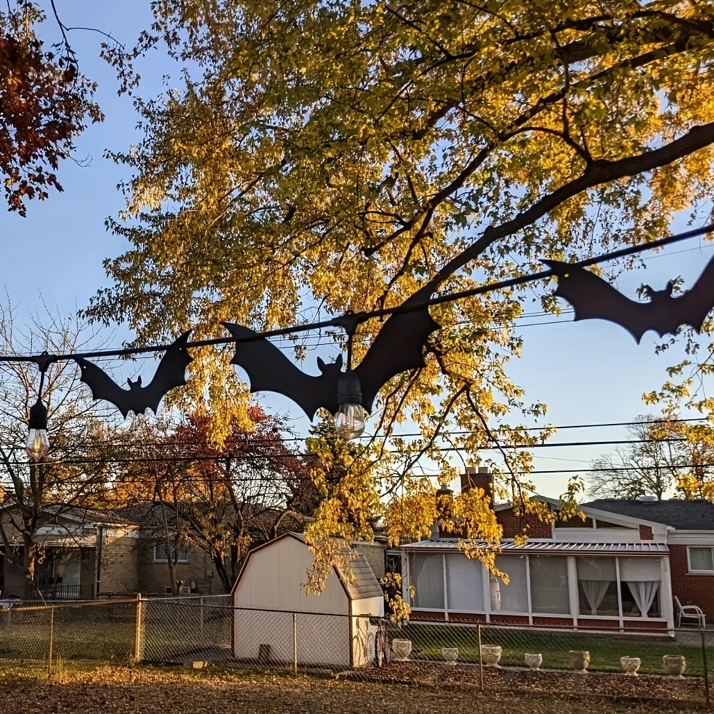12pcs Hanging Bats Halloween Outdoor Decor Large Flying Plastic Bats 3 Sizes Hang on Trees Porches Yards Lawns Halloween Indoors