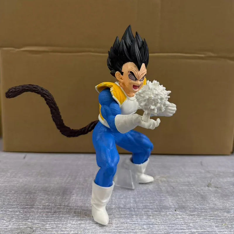 17CM Anime Dragon Ball Z Vegeta Figure Vegeta Statue with Artificial Moon PVC Action Figures Collection Model Toys Gifts